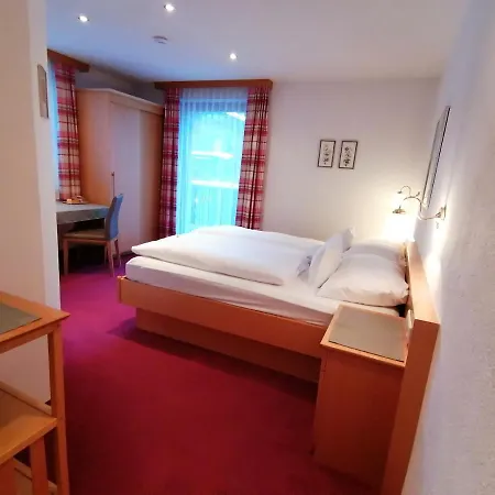 Gasthof Haus Marion Haueis St. Anton am Arlberg