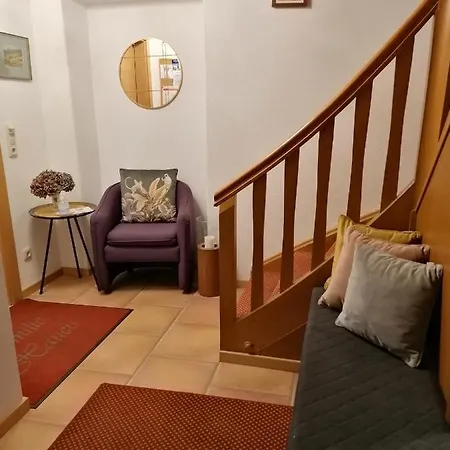 Πανσιόν Haus Marion Haueis 4*